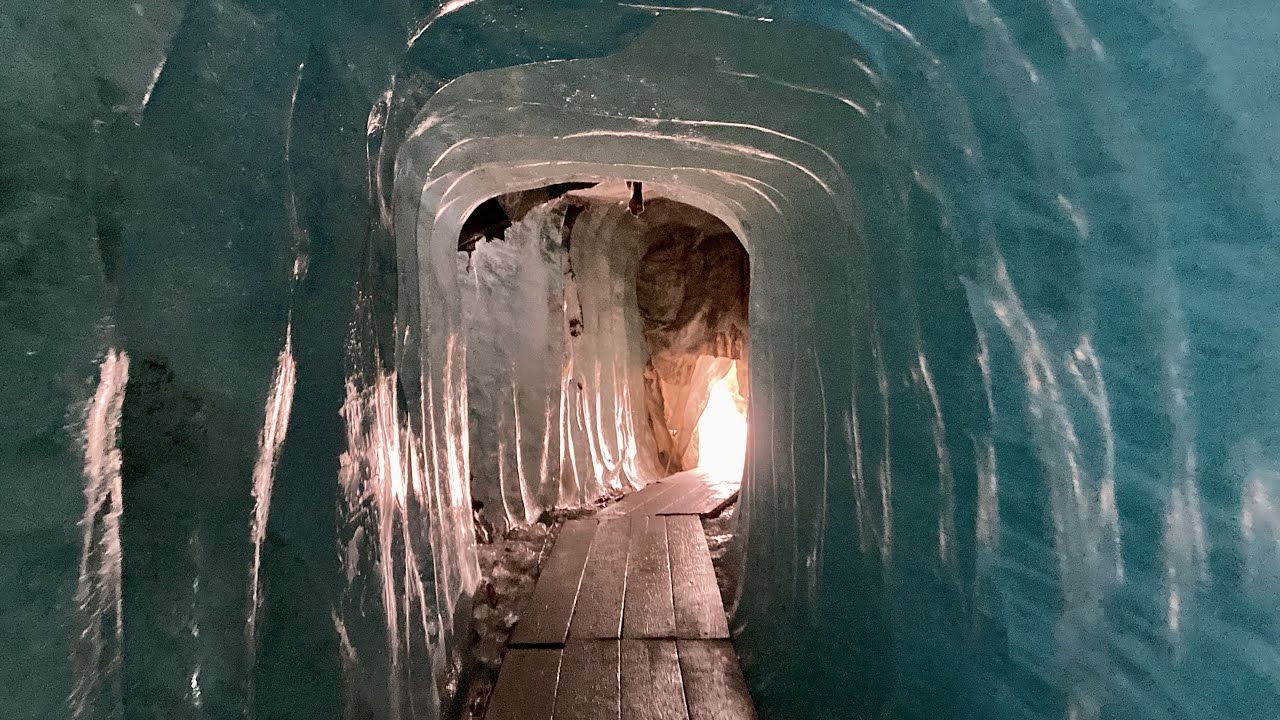 Eisgrotte Rhonegletscher Furka - Ice Cave Rhone Glacier Switzerland