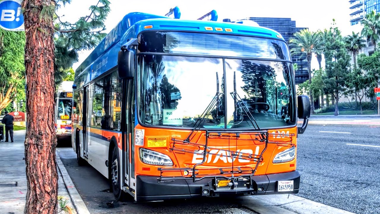 OCTA 2022 New Flyer XE40 #1204