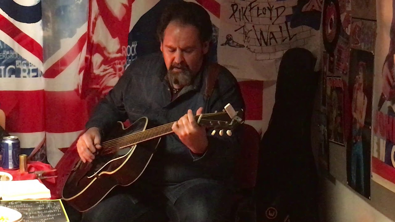 Fernando Beiztegui - Out on the Western Plain (Leadbelly)