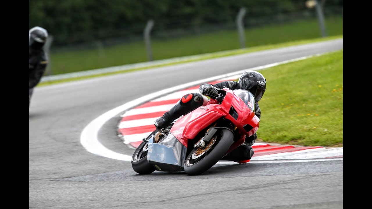 Ducati 999r - Donington Park Circuit MSV Trackday - Fast group