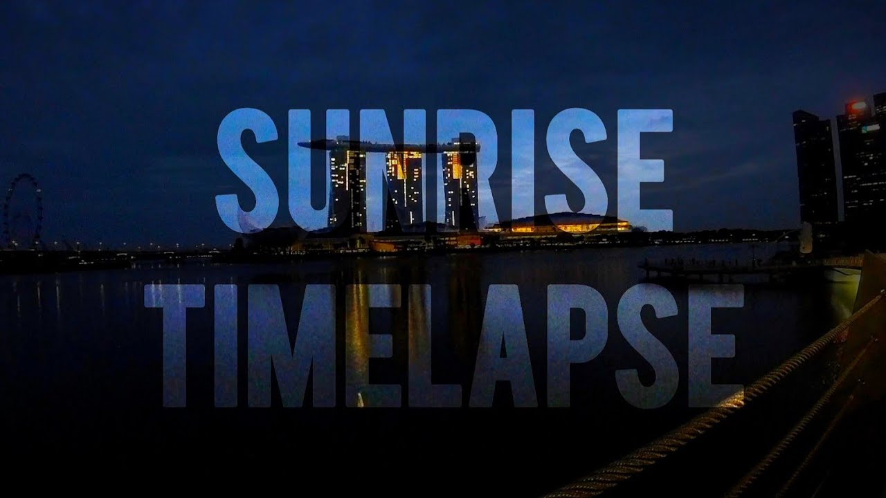 🌝 The Jubilee Bridge : Sunrise Timelapse shot on cloudy day with Marina Bay Sands Backdrop ...🌝