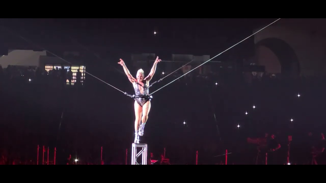 PINK  - 21 SO WHAT  - HOUSTON, TX, MINUTE MAID PARK - 09272023