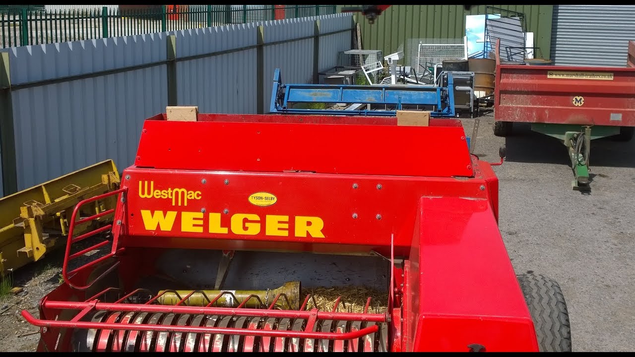 Setting up and the first row of conventional baling