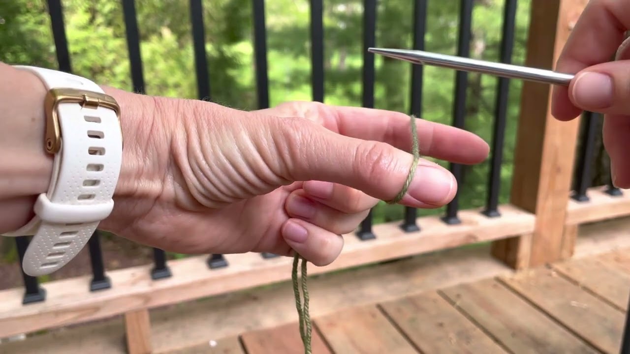 Beginner Knitting- Long Tail Cast On