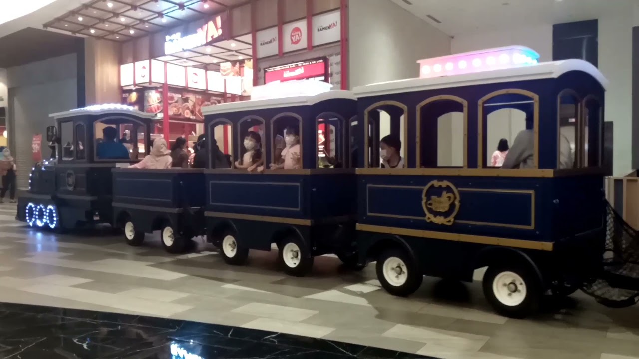 Naik Kereta Api di Trans Studio Mall Cibubur
