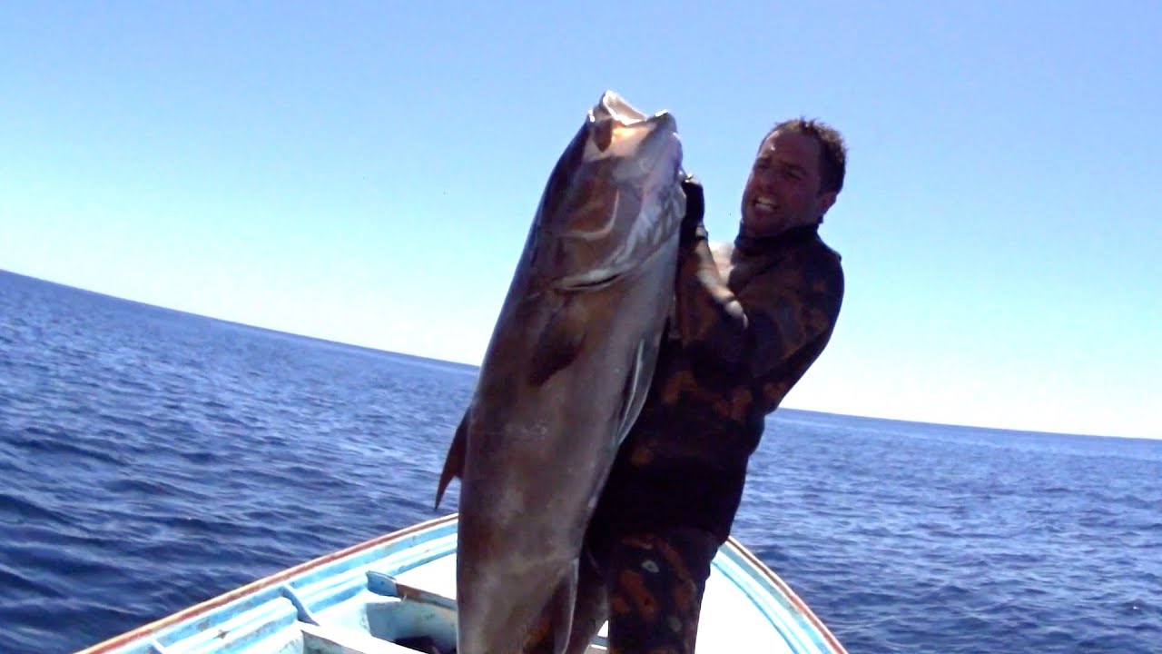 Pescando en el Pacifico con Iker Aguirrezabala