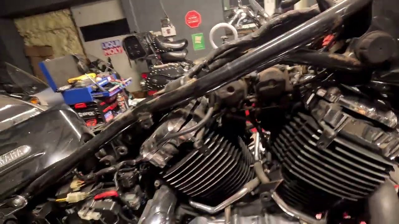 Yamaha XVS 650 Drag Star duży serwis i problemy z  ładowaniem...