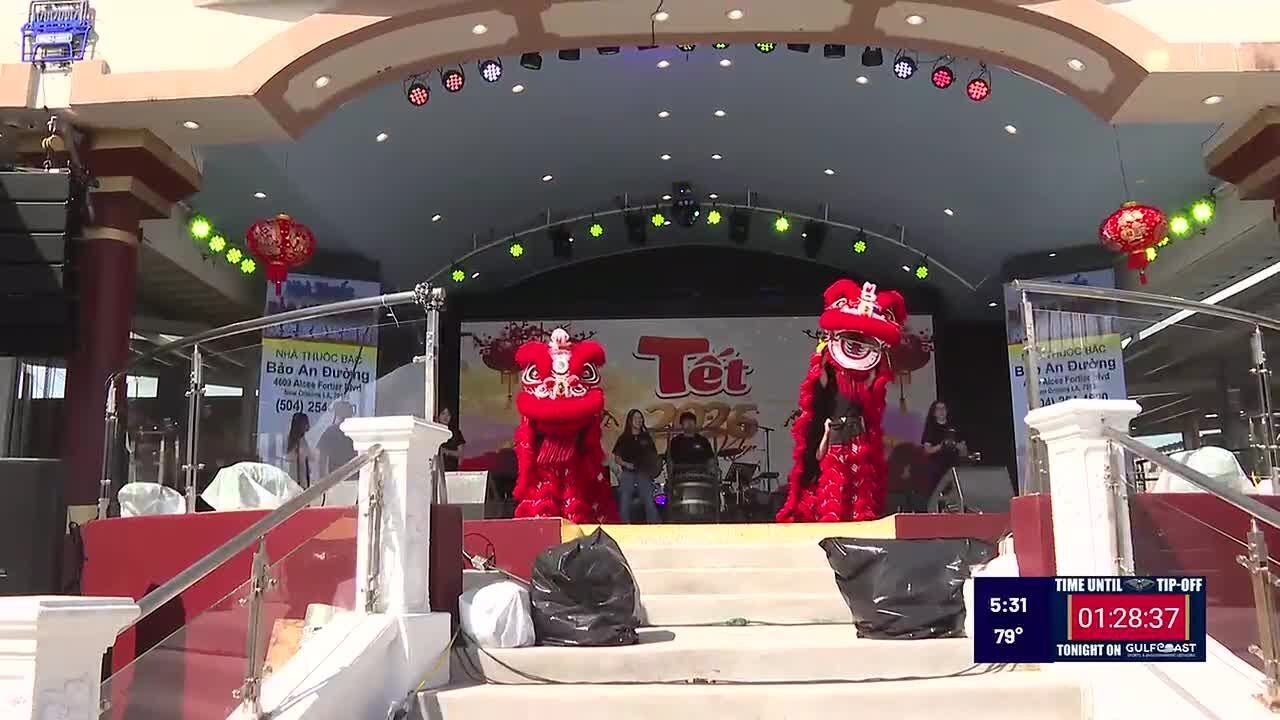 Vietnamese American community in New Orleans East celebrates Tet with three-day festival