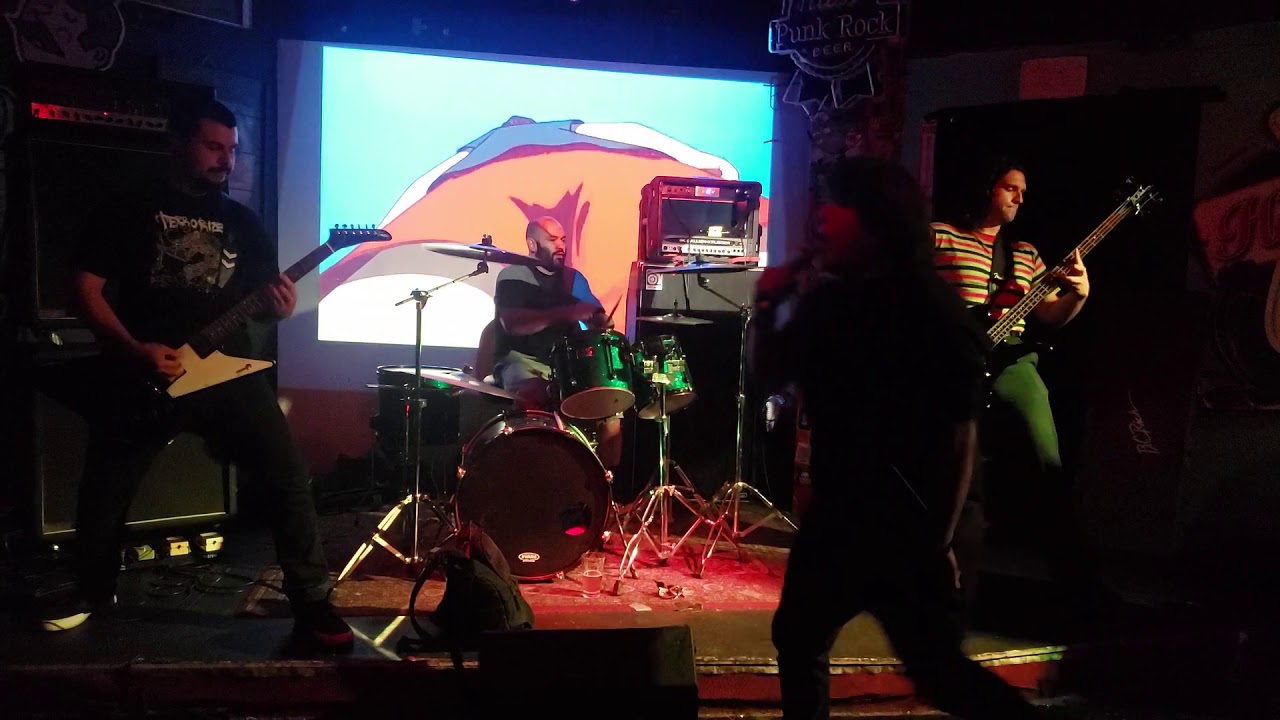 C.O.D LIVE