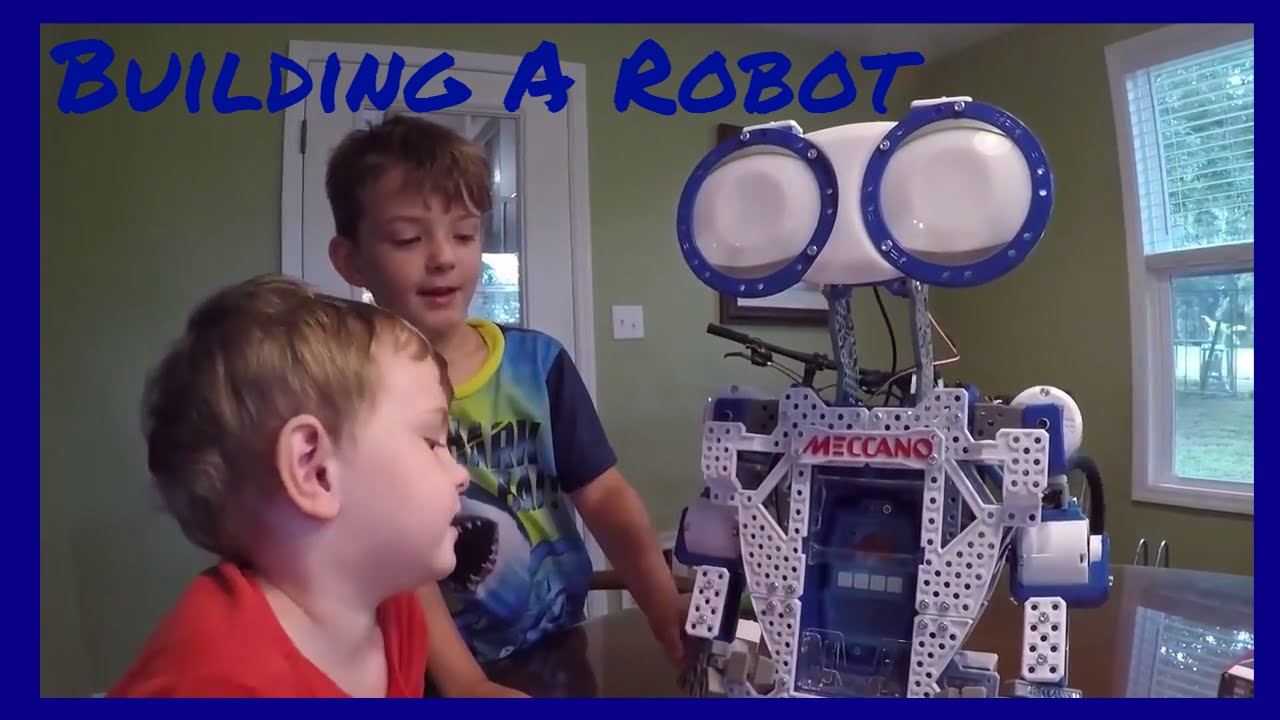 Meccano Meccanoid 2.0 - Our first real robot