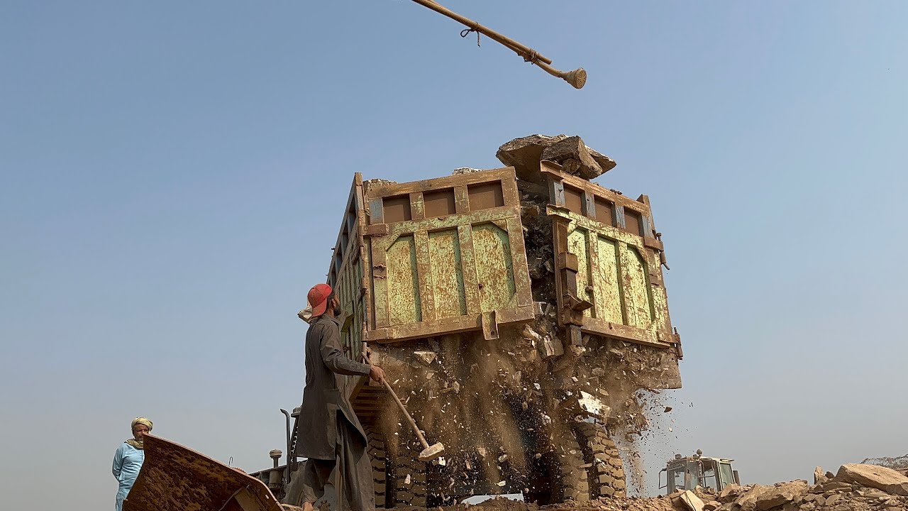 PLAYING with GIANT Rocks!ASMR Rock Quarry CRUSHING Operations-primary Jaw Crusher in Action.