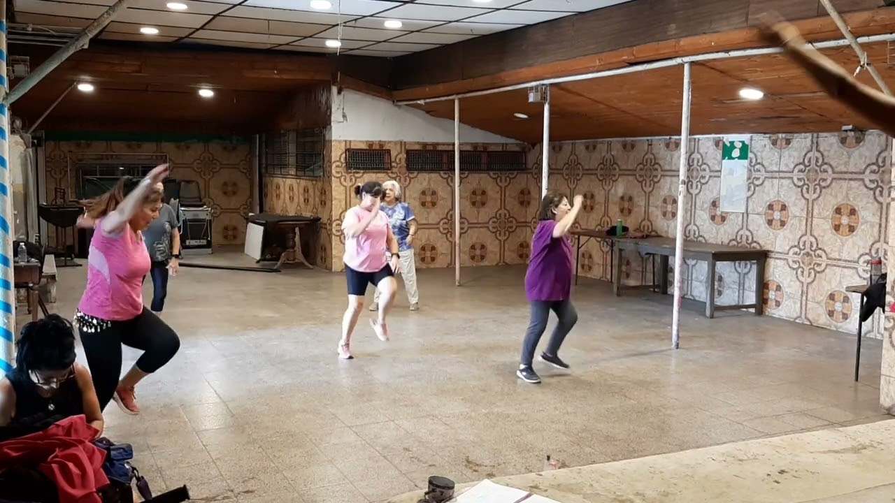 Baile entretenido 9 Miercoles 28 de enero 2026 profesora Angela Sierra club los 120 lo Espejo