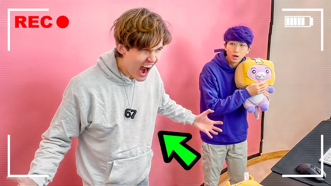 LankyBox FORGOT TO STOP RECORDING in ESCAPE TSUNAMI FOR BRAINROTS!? (SHOCKING TRUTH REVEALED!)