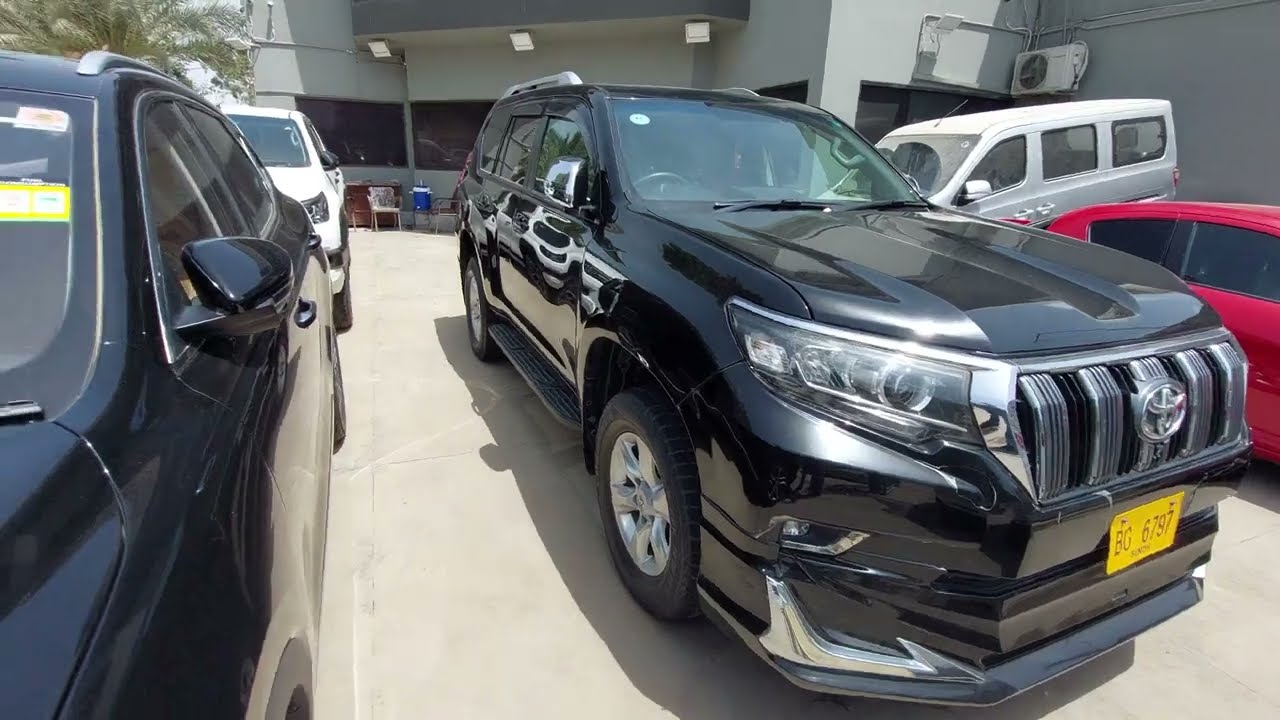 Difference Between Prado TX & TXL #pakistan #carreview #vlog #jdmcars #shorts #toyota #trending