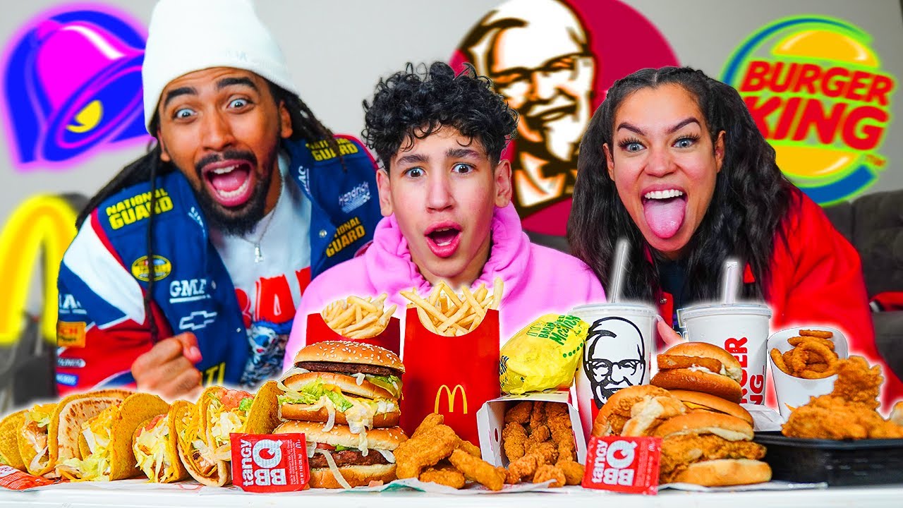 *EXTREME* FAST FOOD MUKBANG with the FAMILY!! SO MUCH FOOD!🍔