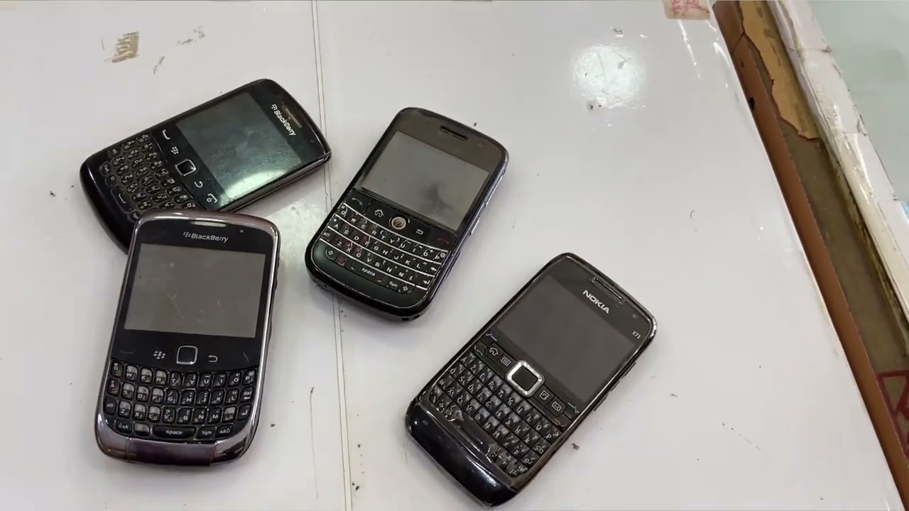 Abandoned Blackberry and Nokia Rare & Oldest Phones | All phones is Rare and Nostalgic