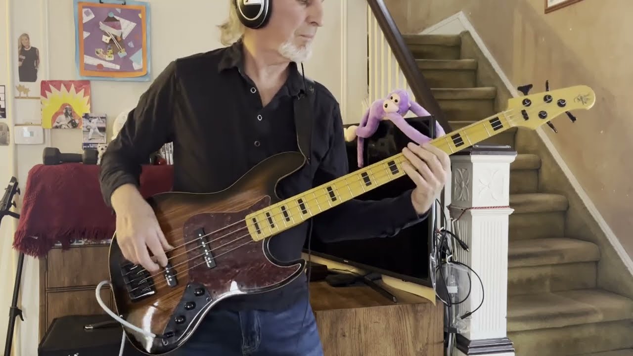 I Need Help (I Can't Do It Alone) (Bobby Byrd) Bass Cover
