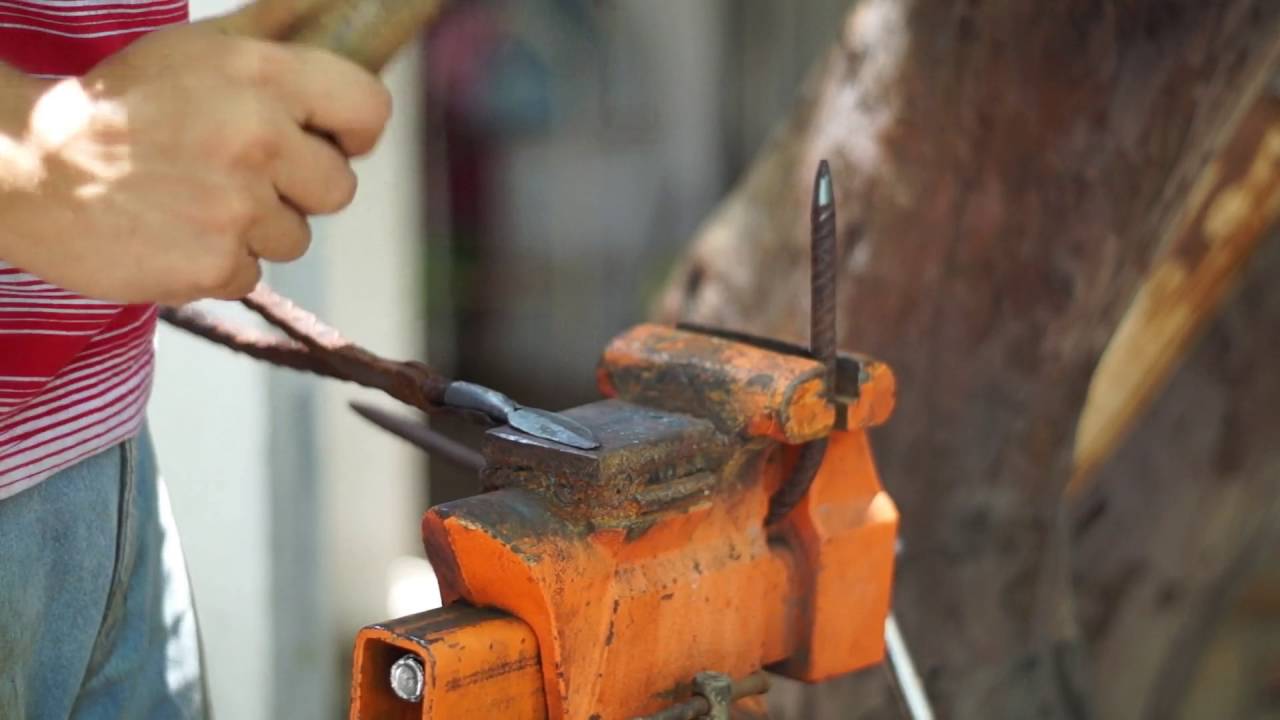 Como forjar un punta de flecha medieval tipo broadhead