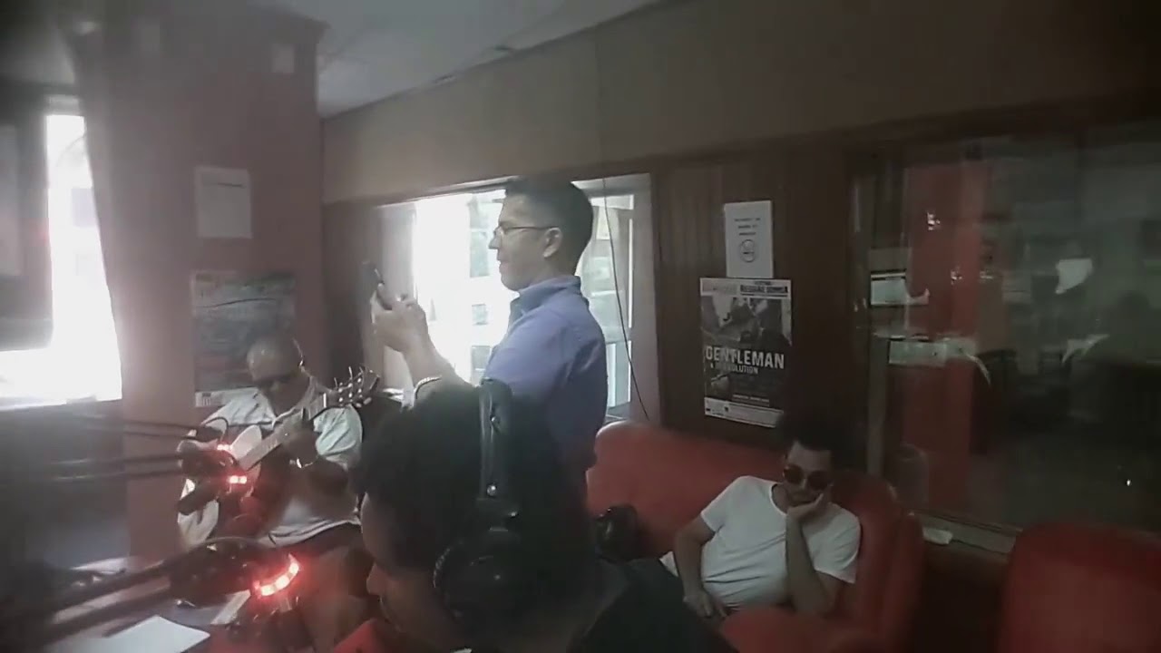 Eyekid live in radio mauritius
