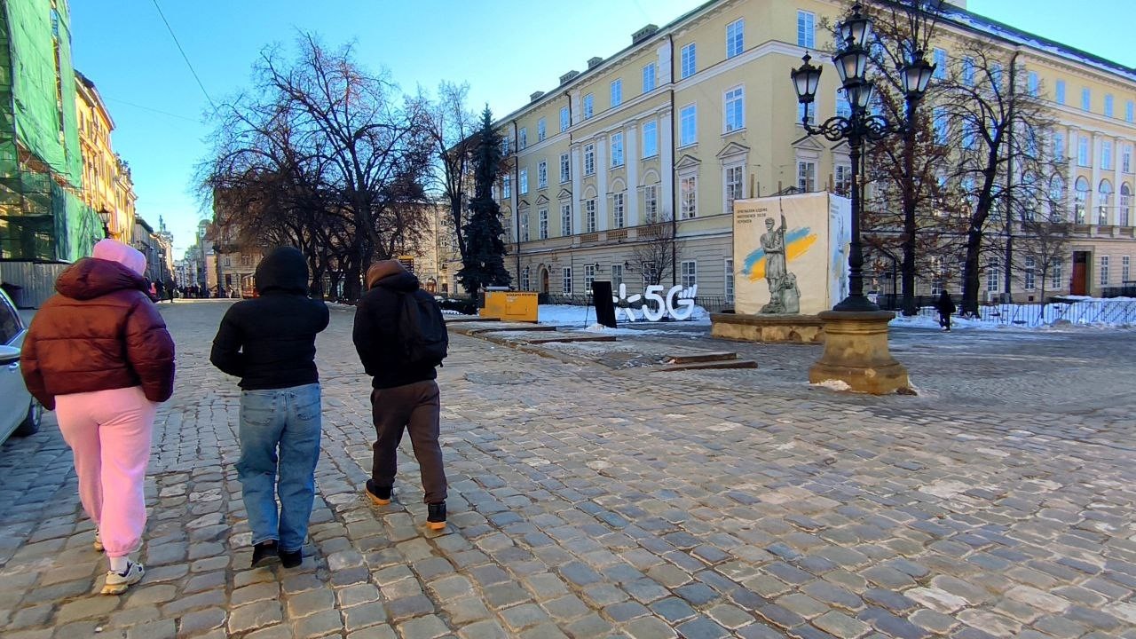 Львів 2026: що китайці думають про Путіна, вулиці Ставропігійська, Краківська і Староєврейська