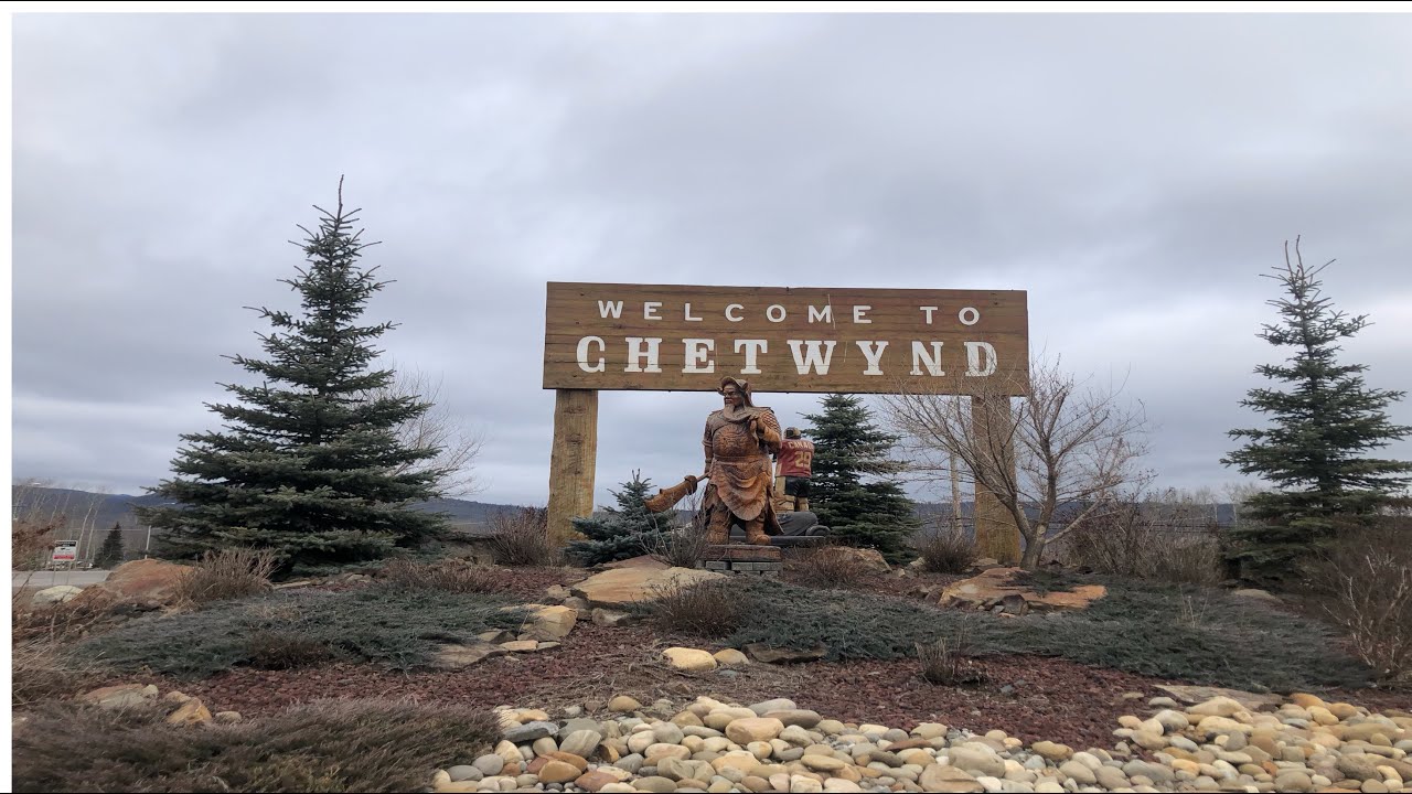 Sunny Day in Town Centre Chetwynd BC Canada 🇨🇦