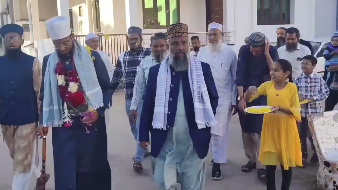 AFTER COMPLETE AALIM VA FAZIL CLASS FROM SOUTH AFRICA AT KHANQAH E JALALIYA ASHRAFIYA 🌹