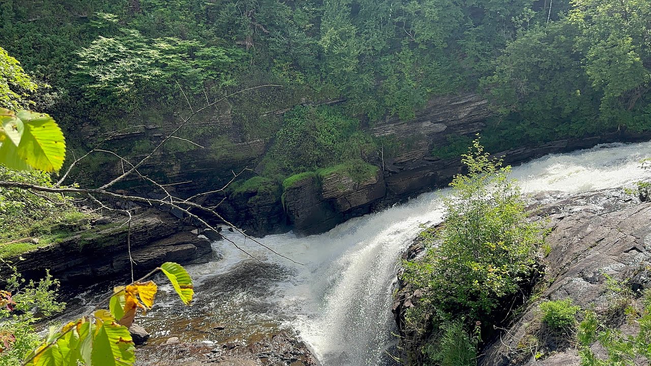 Visit Wendake with me #canada #quebec #wendake #canadian #firstnation #quebecroadtrip #tourism