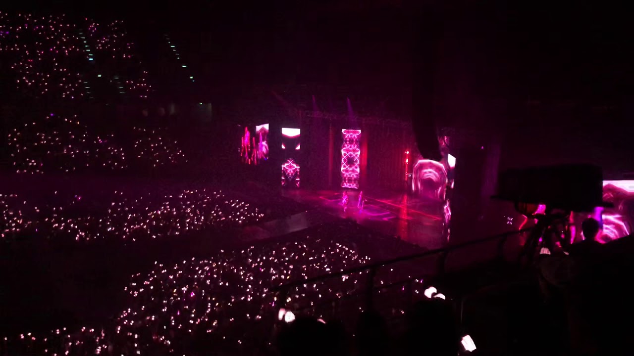 ‪190111 BLACKPINK WORLD TOUR IN YOUR AREA BANGKOK - SO HOT
