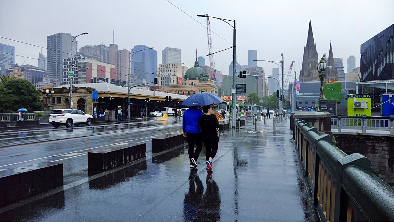 Walking in the Rain on St. Kilda Road Melbourne to Royal Botanic Garden  | Umbrella Rain Ambience