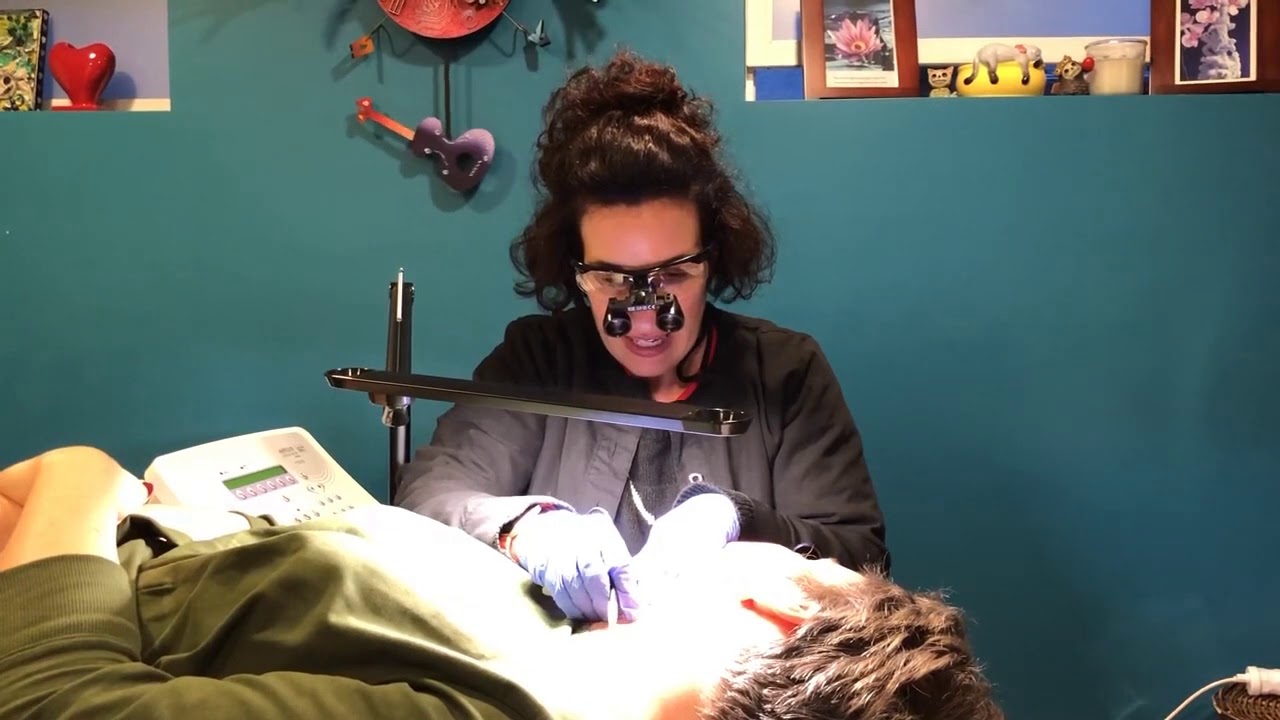 Facial Electrolysis for Transgender and non-conforming people- information, support, demonstration