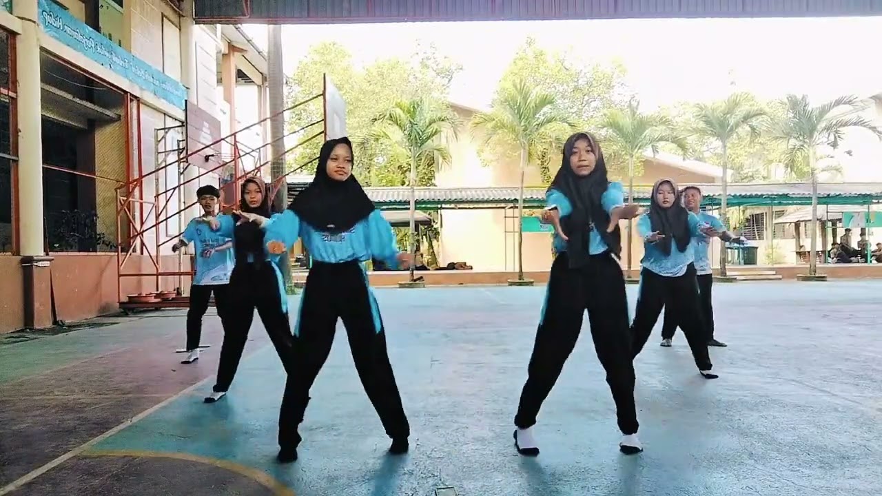 SENAM KREASI | KELOMPOK 3 | XI-F10 | SMAN 1 BAE KUDUS 