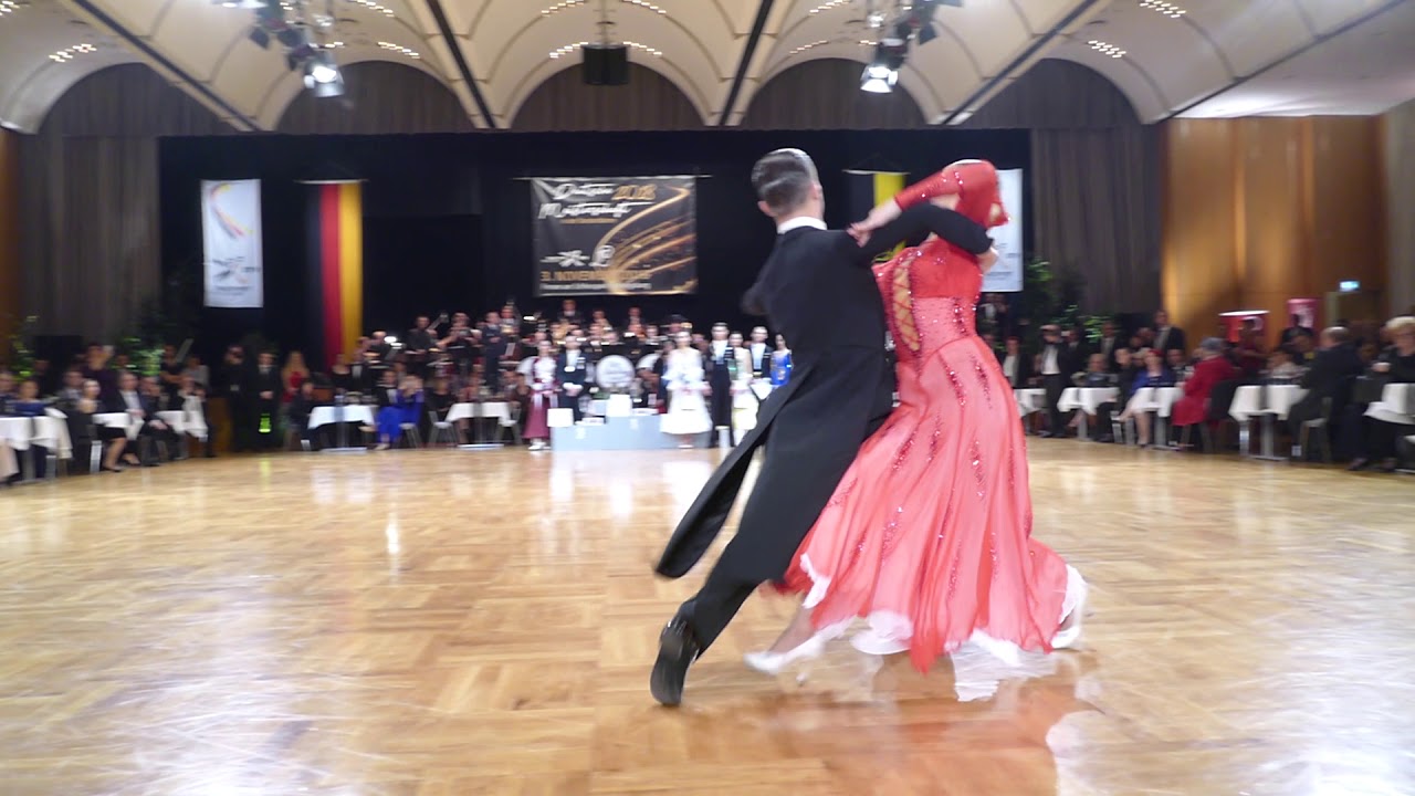 Deutsche Meisterschaft Standard 2018 - Siegertanz  Anton Skuratov, Alona Uehlin
