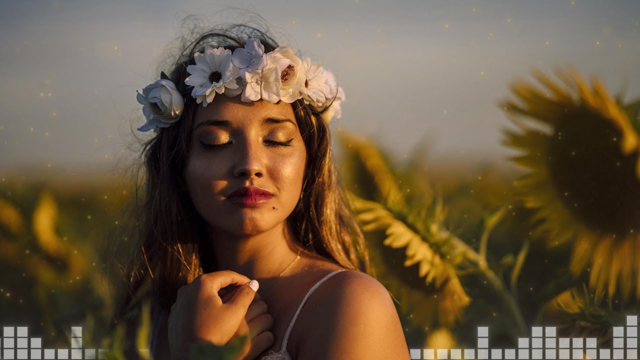 🇺🇦 СИДЖУ Я КРАЙ ВІКОНЕЧКА  - remix Награш band - Ukrainian folk song