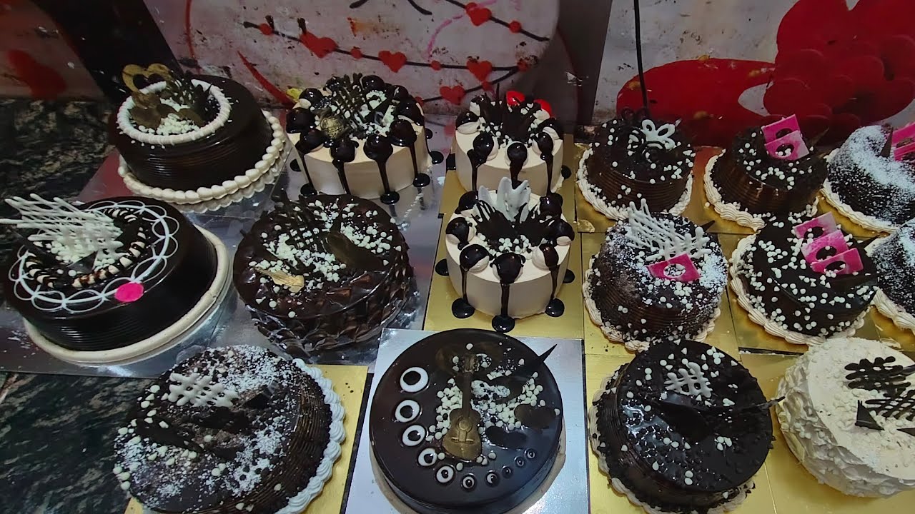 Mr. Safat cake chef is live! cake chocolate decoration #cake #live #short #chocalatecake