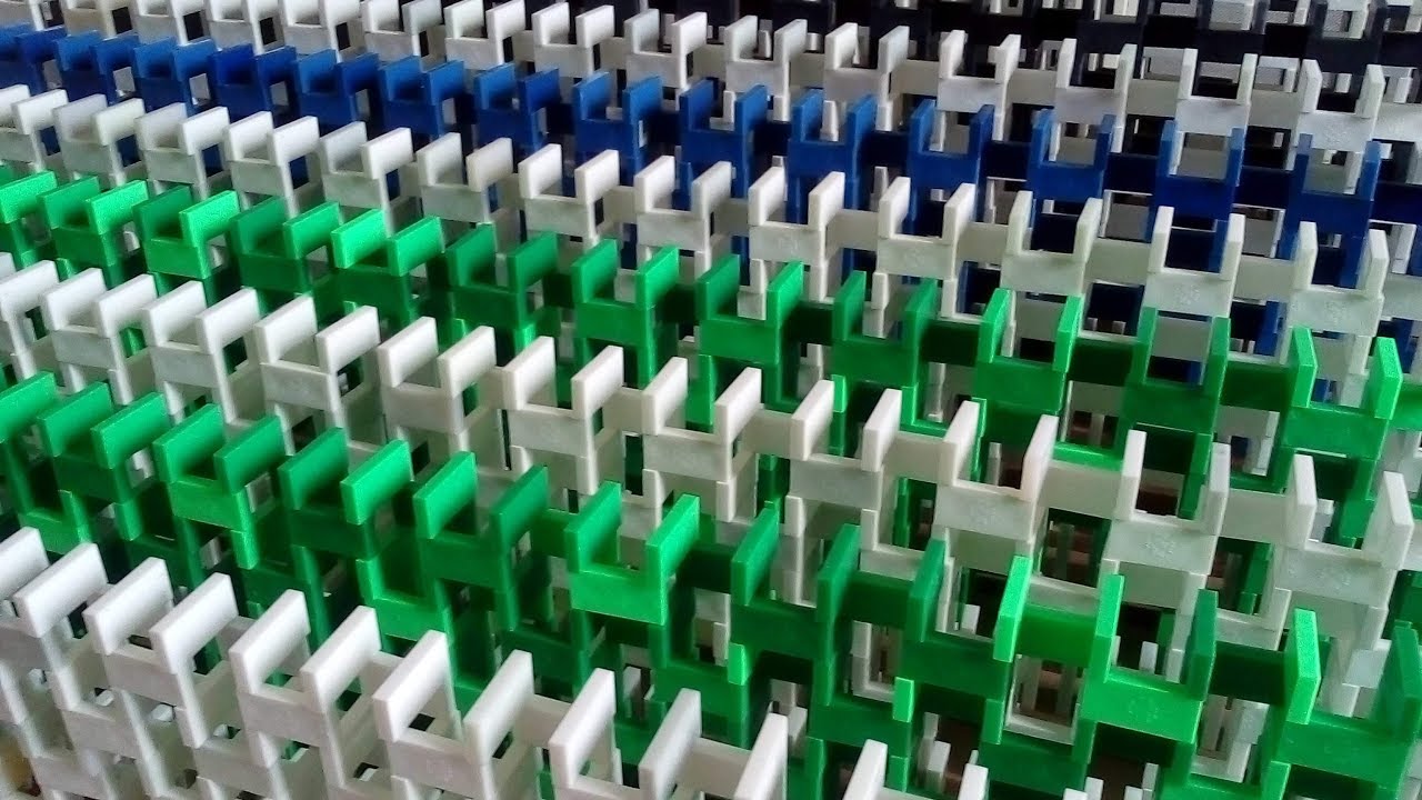 Random Dominoes 7