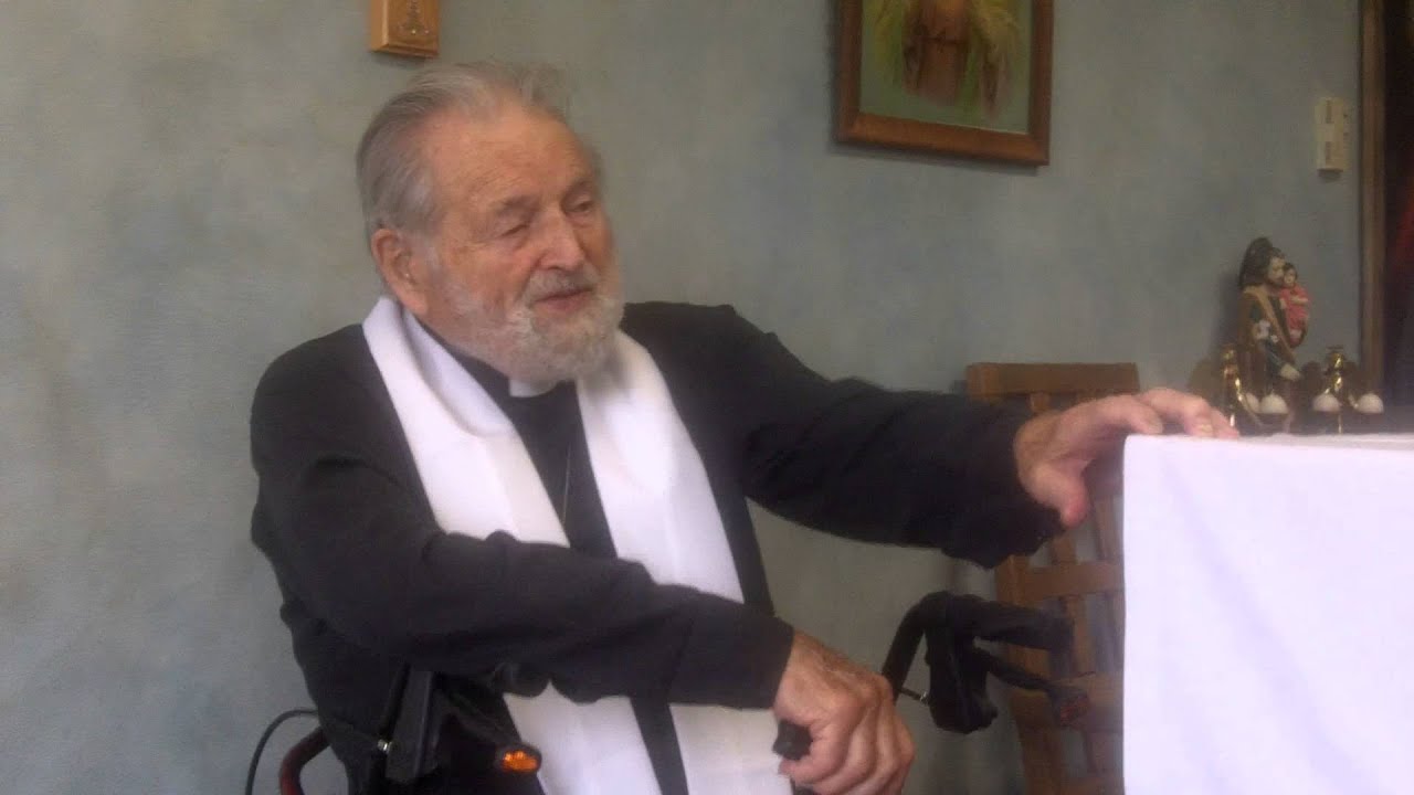 Fr. Rookey Recalls His Meeting with St. Padre Pio in the 1950s