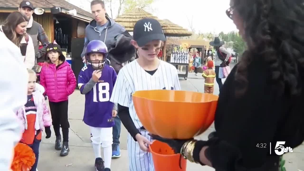 Colorado Springs zoo hosts their annual 