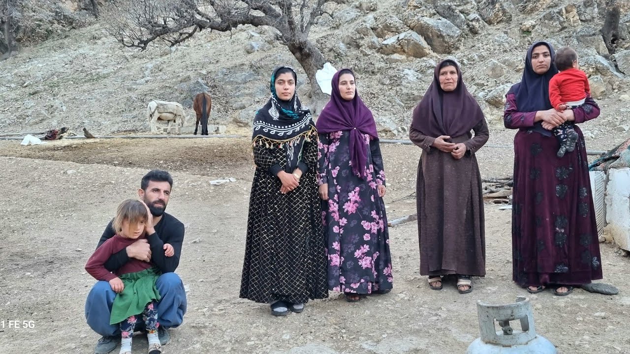 An exciting adventure for the reconciliation of two brides and grooms