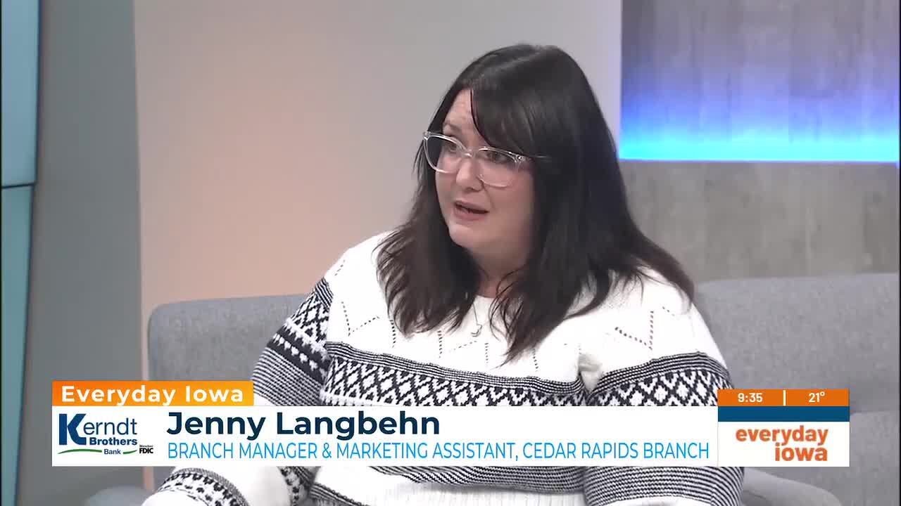 Everyday Iowa - Jenny Langbehn shares the history of Kerndt Brothers Bank and holiday spending ti...