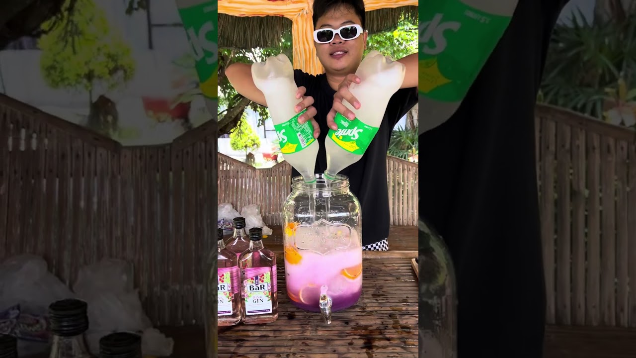 THE BAR GIN BERRIES PARTY SIZED (COCKTAIL MIXED) | Ninong Bandoy