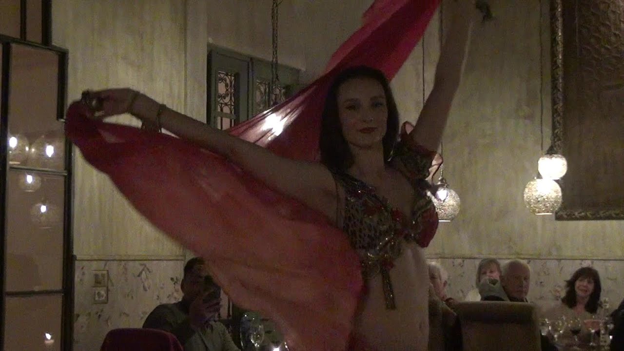 MARRAKESH, MOROCCO Dinner Show / Belly Dancer