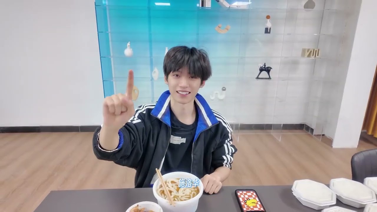 【梓渝/ZIYU】渝周晚报准时来更新！