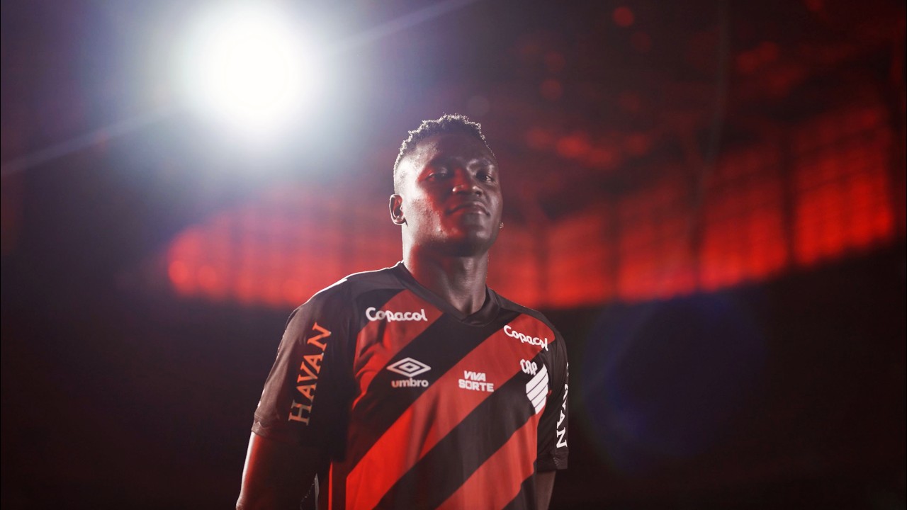 13/12/2018 VIROU CAMISA | Novo uniforme do Athletico Paranaense