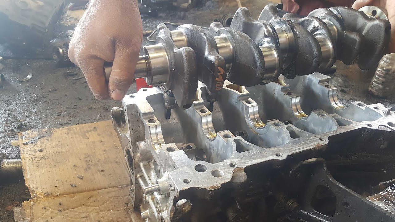 Installation crankshafts engine 1ZR toyota