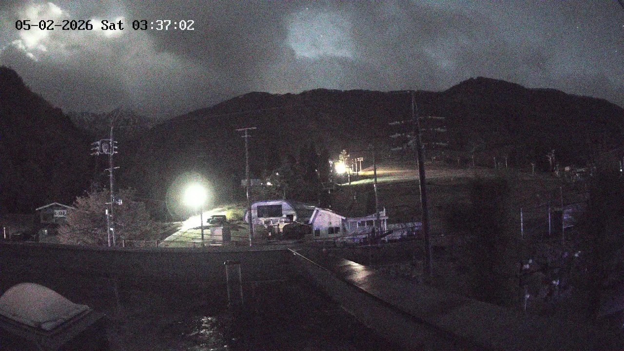 【LIVE】Hakuba Goryu Snow Resort from Lift Inn Hakuba Goryu　エイブル白馬五竜スキー場の目の前の宿、リフトイン白馬五竜屋上から【ライブカメラ】