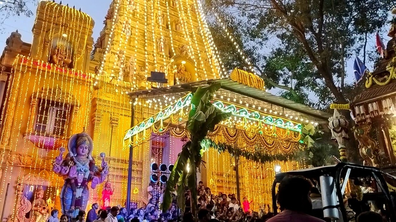 Malleshwaram Has NEVER Looked Like This 🔥 | Gangamma Jathre Night