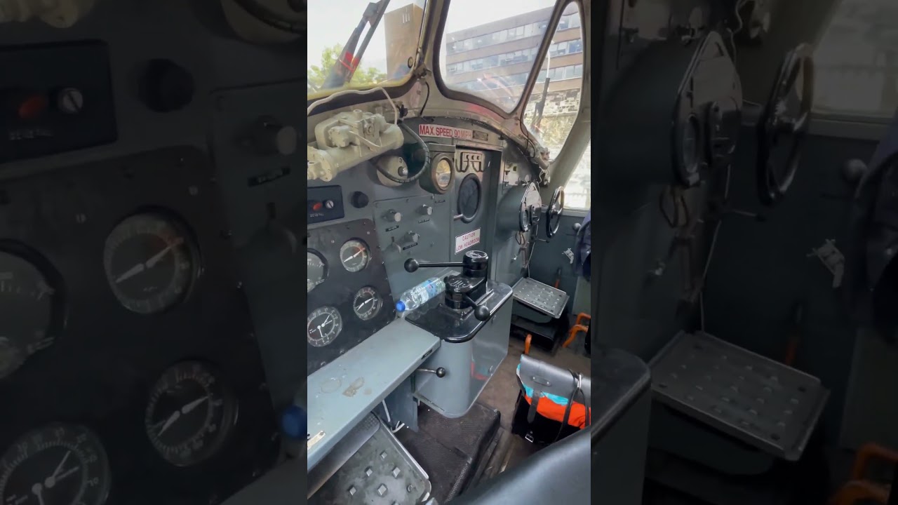 Inside the cab of a class 40 locomotive. 40012. #heritagerailway #diesellocomotive #class40 #railway