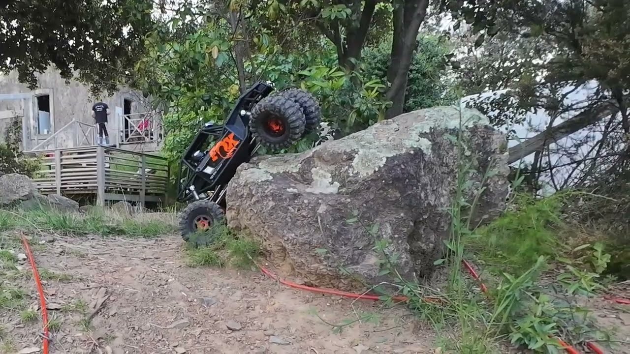 LE DEFI DU ROCHER : Nouveau AXIAL CAPRA 4WS (modèle 2024)