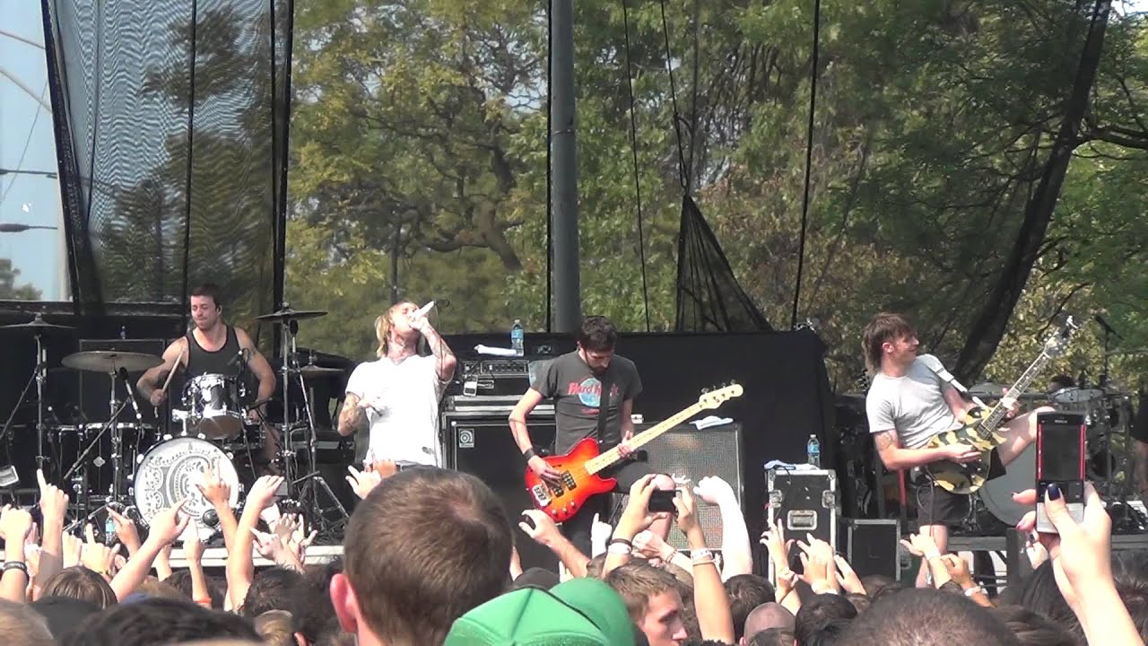 Chiodos - Thermacare (live at Riot Fest 2012)