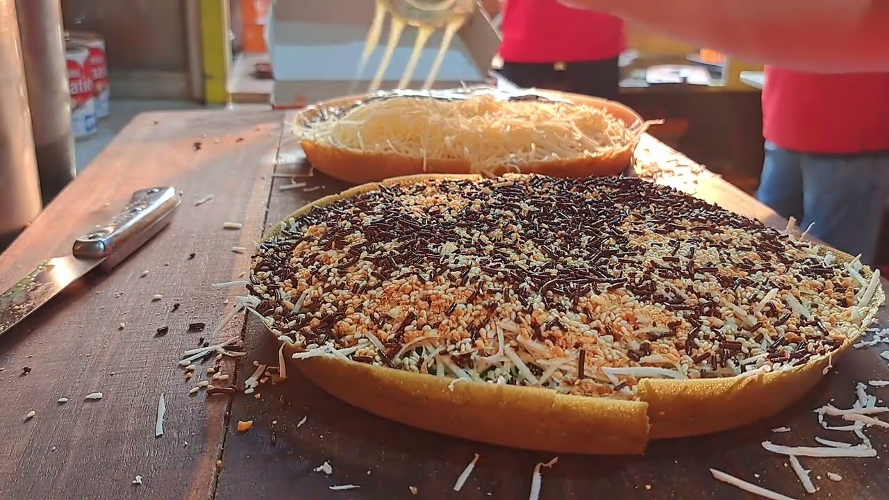 BIKIN NGILERR !!! Martabak top bandung yang satu inih